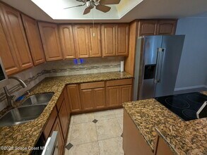 8522 N Atlantic Ave in Cape Canaveral, FL - Building Photo - Building Photo