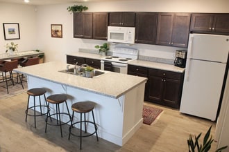 Bayberry Pointe Apartments in Grand Rapids, MI - Foto de edificio - Building Photo