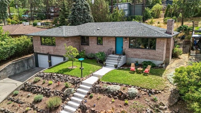 property at 3628 E 16th Ave