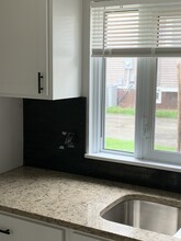 109 Ada Ave in Bowling Green, OH - Building Photo - Building Photo