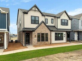 713 Kerrville Ln in Plano, TX - Building Photo