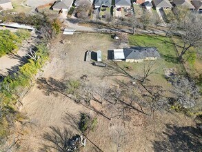 425 Chesier Rd in Lancaster, TX - Building Photo - Building Photo