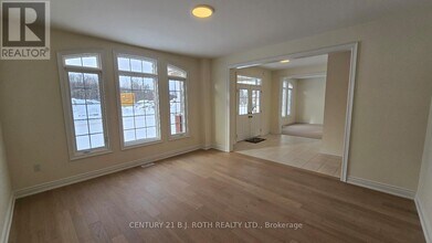 61 Ruby Ridge in Oro Station, ON - Building Photo - Building Photo