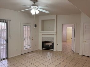 1401 Michael Way in Las Vegas, NV - Building Photo - Building Photo