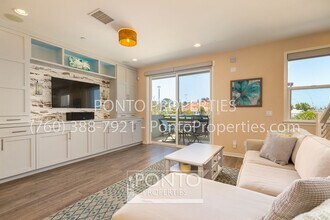 2579 State St in Carlsbad, CA - Building Photo - Building Photo