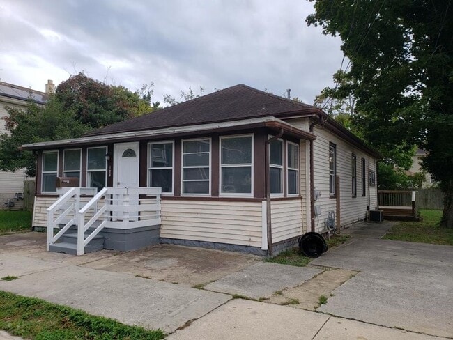 123 Brighton Ave in Pleasantville, NJ - Building Photo - Building Photo