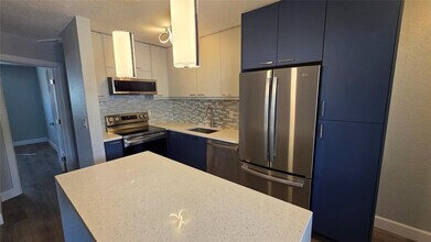 2607 NE 8th Ave in Fort Lauderdale, FL - Building Photo - Building Photo