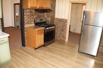 1225 Jackson St in North Chicago, IL - Building Photo - Building Photo