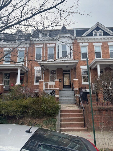 1352 Otis Plz NW in Washington, DC - Building Photo