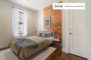 Room in Shared 4 bed/2 bath home in Brooklyn, NY - Building Photo