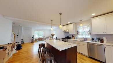 28 Woodruff Ave in Medford, MA - Building Photo - Building Photo