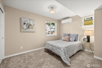 6417 Ellis Ave S in Seattle, WA - Building Photo - Building Photo