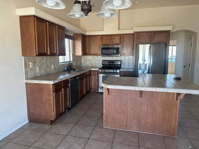 11610 E 28th Pl in Yuma, AZ - Building Photo - Building Photo