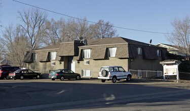 1710-1730 W 55th Ave in Denver, CO - Foto de edificio - Building Photo