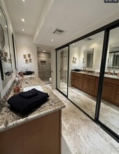 1865 N Vía Miraleste in Palm Springs, CA - Building Photo - Building Photo