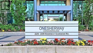 235-235 Sherway Gardens Rd in Toronto, ON - Building Photo - Building Photo