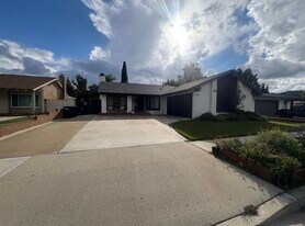 5312 Diane St in Simi Valley, CA - Building Photo