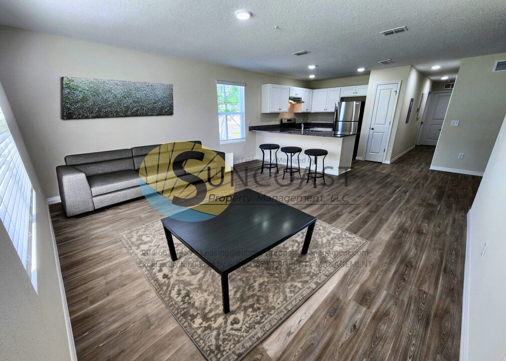 11473 Oakfield Ct, Unit 101 in Jacksonville, FL - Building Photo