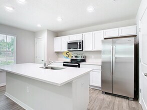 3821 SW 43rd Ct, Unit 115 in Ocala, FL - Foto de edificio - Building Photo