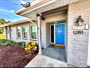 1281 Maple St SW in Largo, FL - Building Photo - Building Photo