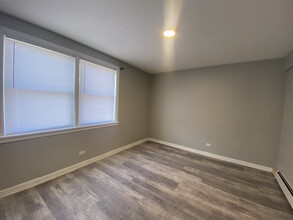 5359 W Drummond Pl in Chicago, IL - Building Photo - Building Photo