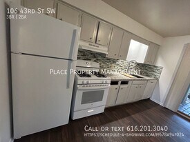 106 43rd St SW in Grand Rapids, MI - Building Photo