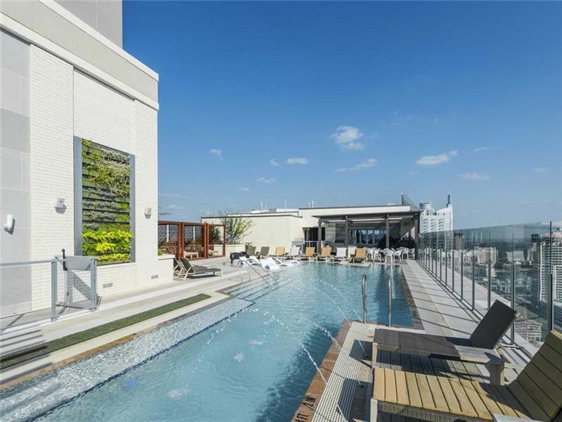 312 Bowie St in Austin, TX - Building Photo