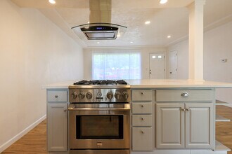 2641 SE 168th Ave in Portland, OR - Building Photo - Building Photo