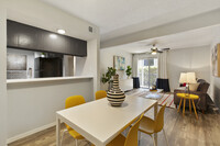 Lark Apartments photo'