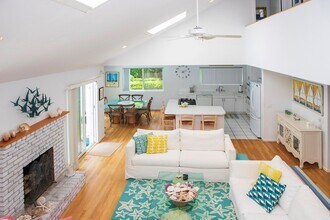 5 Cedarfield Ln in Westhampton, NY - Building Photo - Building Photo