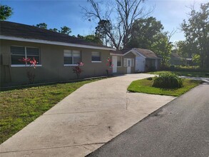 606 NW 1st Ave in Mulberry, FL - Building Photo - Building Photo