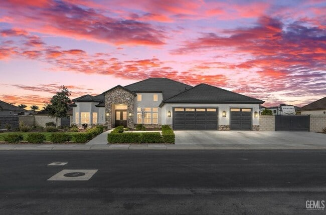 property at 16612 Bellewood Pl