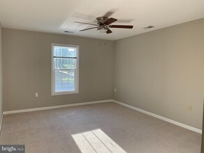 7575 Belle Grae Dr in Manassas, VA - Building Photo - Building Photo