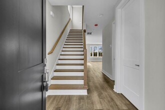 425 Veritas St in Nashville, TN - Building Photo - Building Photo