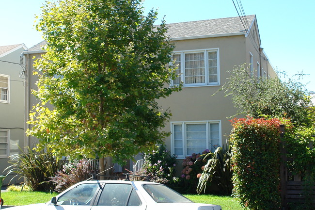 361 41st St in Oakland, CA - Foto de edificio - Building Photo