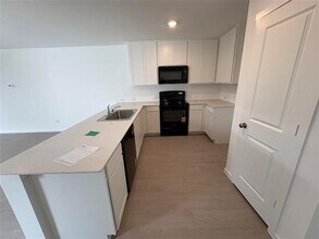 3016 Burmese St in Providence Village, TX - Foto de edificio - Building Photo