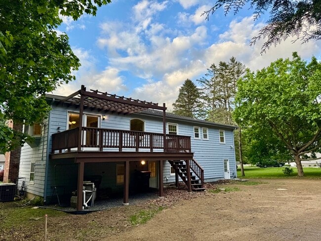 9 Brooks Rd in Sudbury, MA - Building Photo - Building Photo