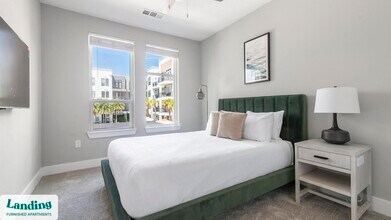 1810 Bertha St, Unit 257 in Jacksonville, FL - Building Photo - Building Photo