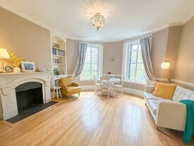 319 Dartmouth St, Unit 3 in Boston, MA - Building Photo