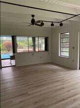 7440 SW 70th Ter in Miami, FL - Building Photo - Building Photo