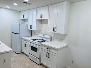 26200 Redlands Blvd, Unit 168 in Redlands, CA - Foto de edificio - Building Photo