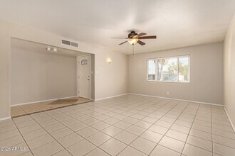 1887 E Palmcroft Dr in Tempe, AZ - Building Photo - Building Photo