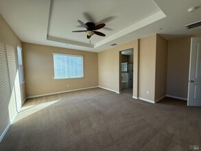 1316 Encore Dr in Fairfield, CA - Building Photo - Building Photo