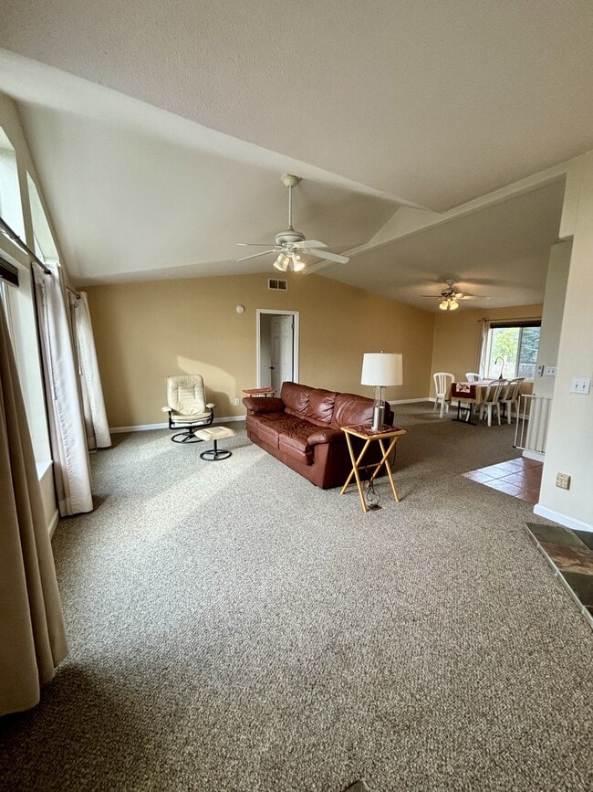 10389 N Ponderosa Way in Rough And Ready, CA - Building Photo - Building Photo