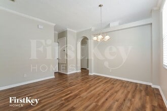 10020 Savannah Bluff Ln in Orlando, FL - Foto de edificio - Building Photo