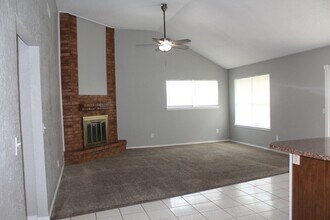 620 Silver Medal Dr in Moore, OK - Building Photo - Building Photo
