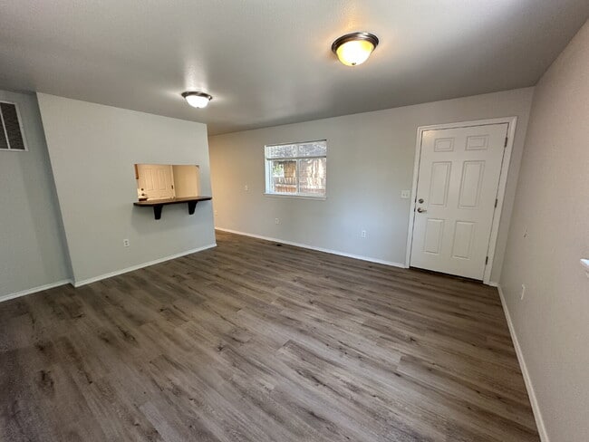 1205 N Hartman St in Boise, ID - Building Photo - Building Photo