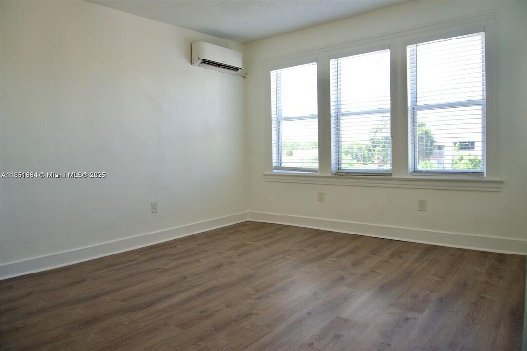 501 SW 6th Ct in Miami, FL - Building Photo