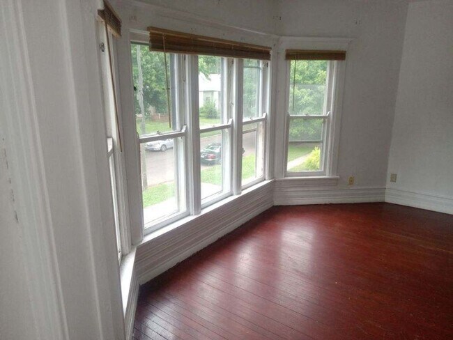 520 S State St in Springfield, IL - Building Photo - Building Photo