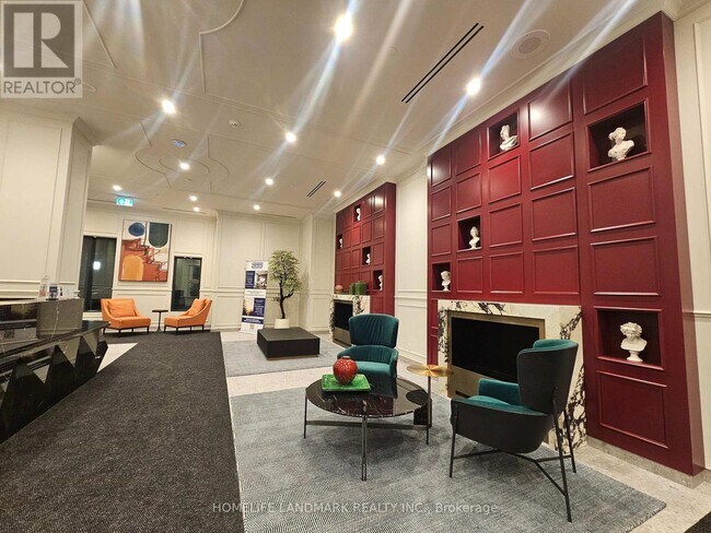 180 Front St E in Toronto, ON - Building Photo - Building Photo